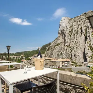 Hotel De La Citadelle ***
